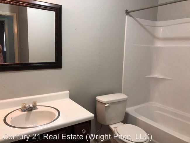 Building Photo - 3 br, 2 bath House - 1503 Garland
