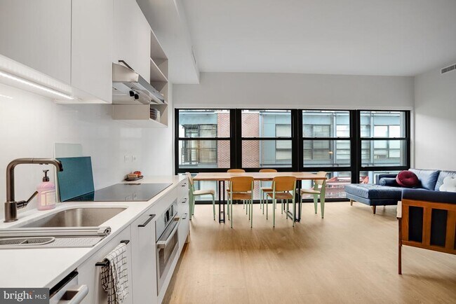 Foto del edificio - 1625 Eckington Pl NE