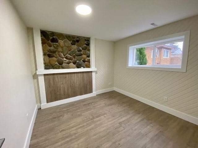 Photo du bâtiment - 4994-4207 207 St