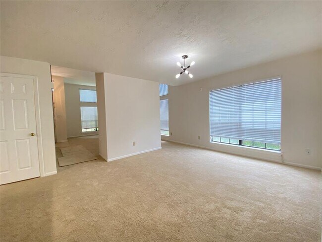 Building Photo - 14306 Arborcrest St