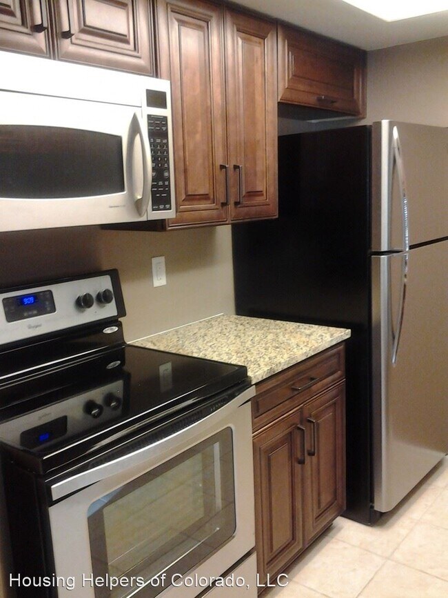 Building Photo - 2 br, 1.5 bath House - 6110 Habitat Drive #K1