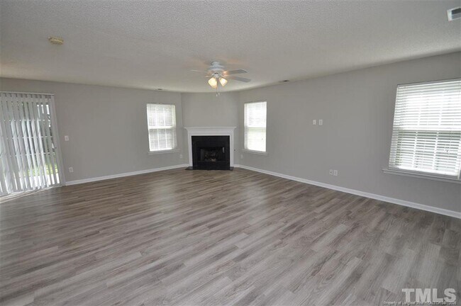 Building Photo - 5909 Rivercliff Ct