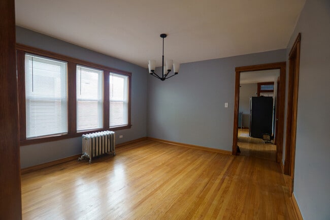 Building Photo - 3049 N Kenneth Ave