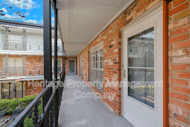Foto del edificio - 8401 N New Braunfels Ave