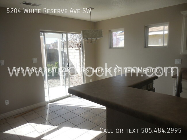 Foto del edificio - Beautifully Remodeled 3BR/3BA Home in SW ABQ!