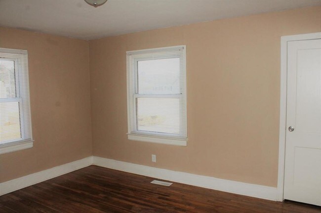 Foto del edificio - 1507 Brentwood St