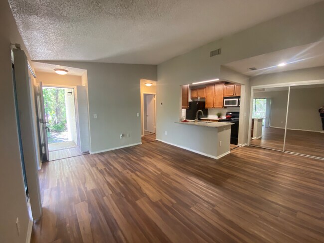 Building Photo - 8715 Belle Rive Blvd