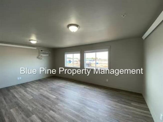 Building Photo - 5850 Freedom Rd