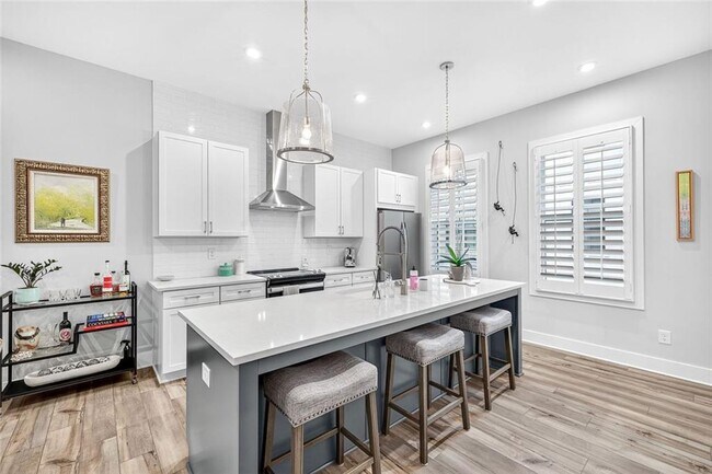 Foto del edificio - 4465 Dalston Dr