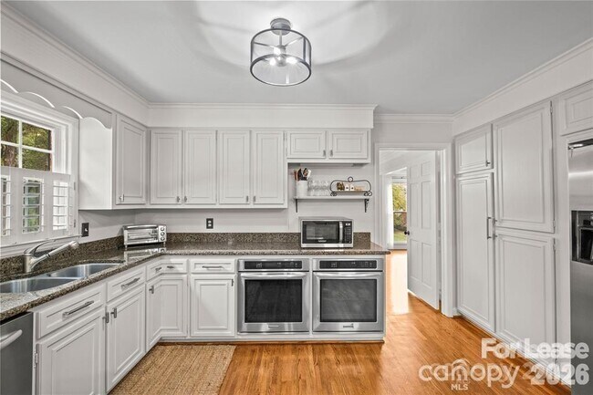 Foto del edificio - 3900 Braxton Dr