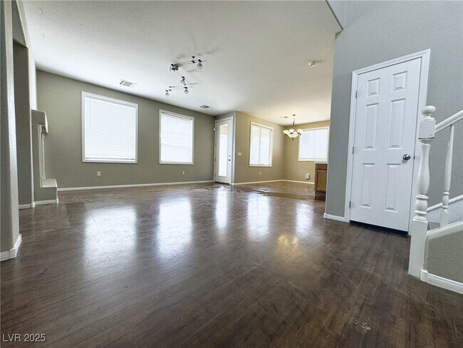 Foto del edificio - 7367 Moores Mill Ct
