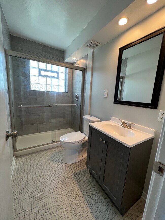 4750 S Pulaski Rd Unit 2, Chicago, IL 60632 Apartments Chicago, IL