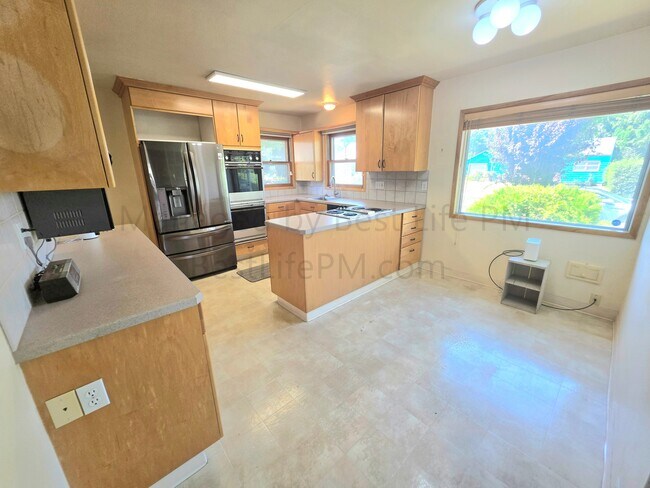 Foto del edificio - 4526 NE 77th Ave