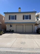 Building Photo - 3853 Sunset Ln