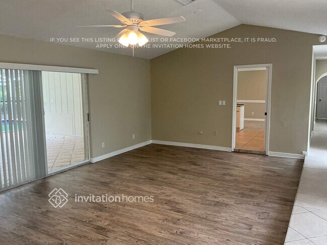 Foto del edificio - 4227 Dryden Cir