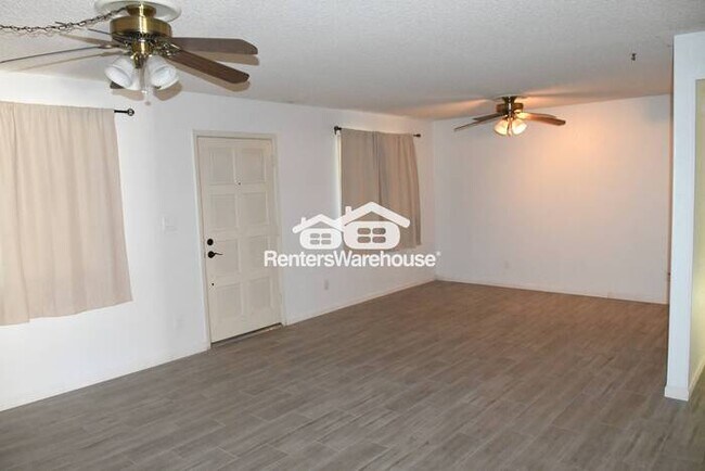 Foto del edificio - Updated 3 Br 2 Ba Home Near I-17 and Glendale Ave in Phoenix