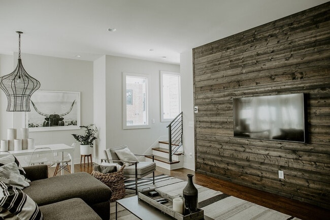 Foto del edificio - 1114A Wade Ave