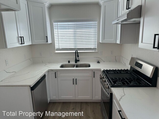 Foto del edificio - 3 br, 2 bath House - 417 N. F St.