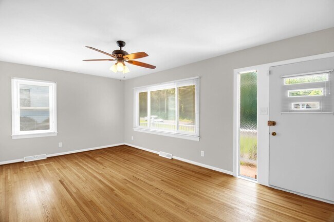 Foto del edificio - Cute 3 bedroom, 1 bathroom in High Point