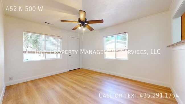 Building Photo - 452 500 W St