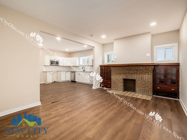 Foto del edificio - 1390-1392 Sullivant Ave, Columbus OH 43223