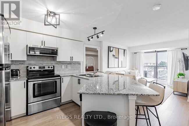 Photo du bâtiment - 872 Sheppard Ave W