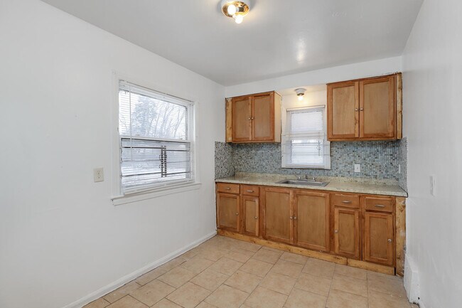 Foto del edificio - 17552 Ferguson St