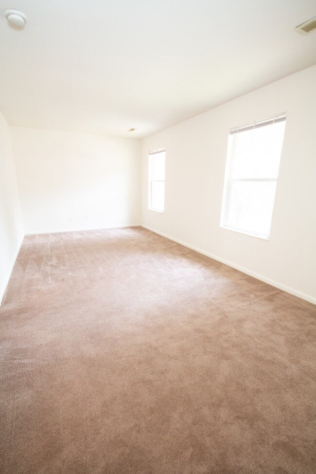 Pine Glen Apartments Apartments Indianapolis, IN