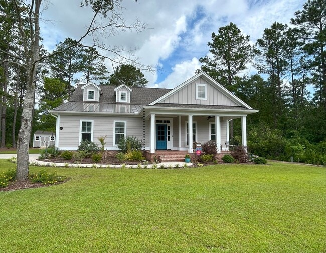 Beautifully appointed furnished 4 bedroom ... - Beautifully appointed furnished 4 bedroom ... House