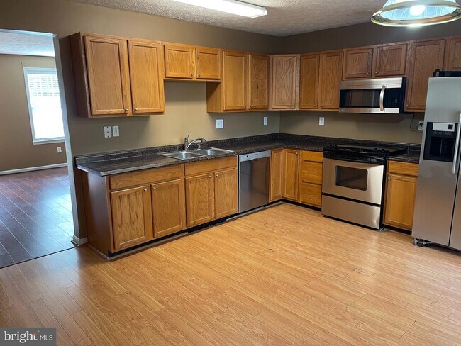 Foto del edificio - 9627 Coventry Creek Dr