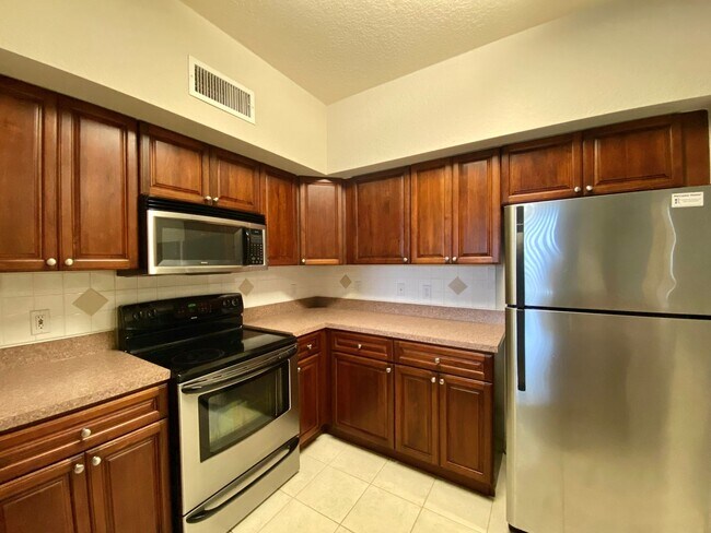 Foto del edificio - MOVE-IN SPECIAL - $500 CREDIT! 1BR/1BA Altamonte Springs Condo!