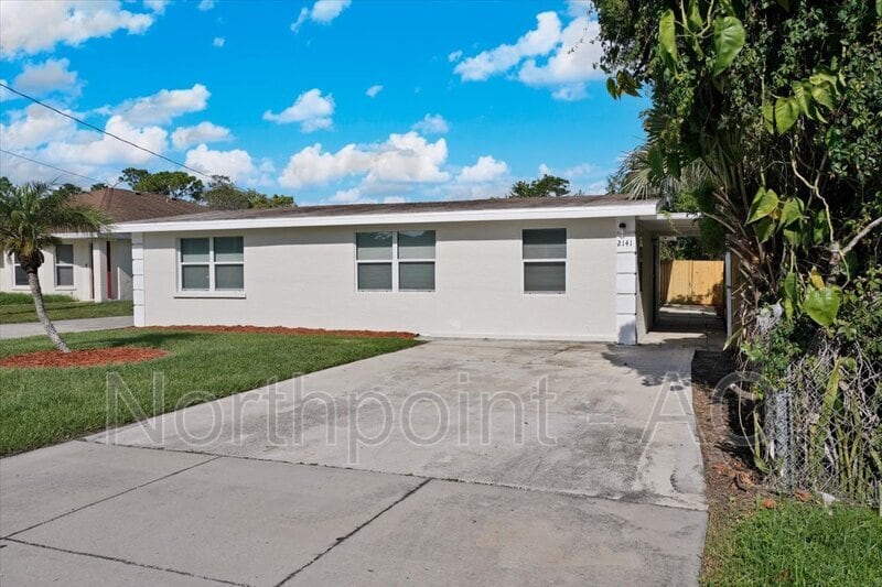 2141 Mango Ave, Sarasota, FL 34234 - House Rental in Sarasota, FL ...