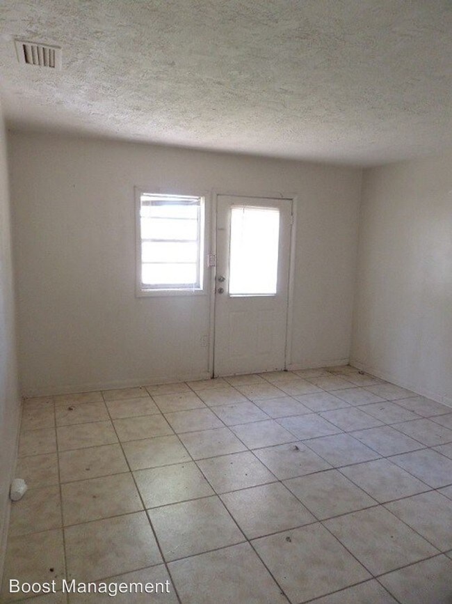 Building Photo - 3 br, 1 bath House - 1619 Betty Lane