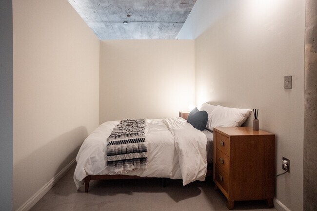 Foto del edificio - 41 Burroughs St