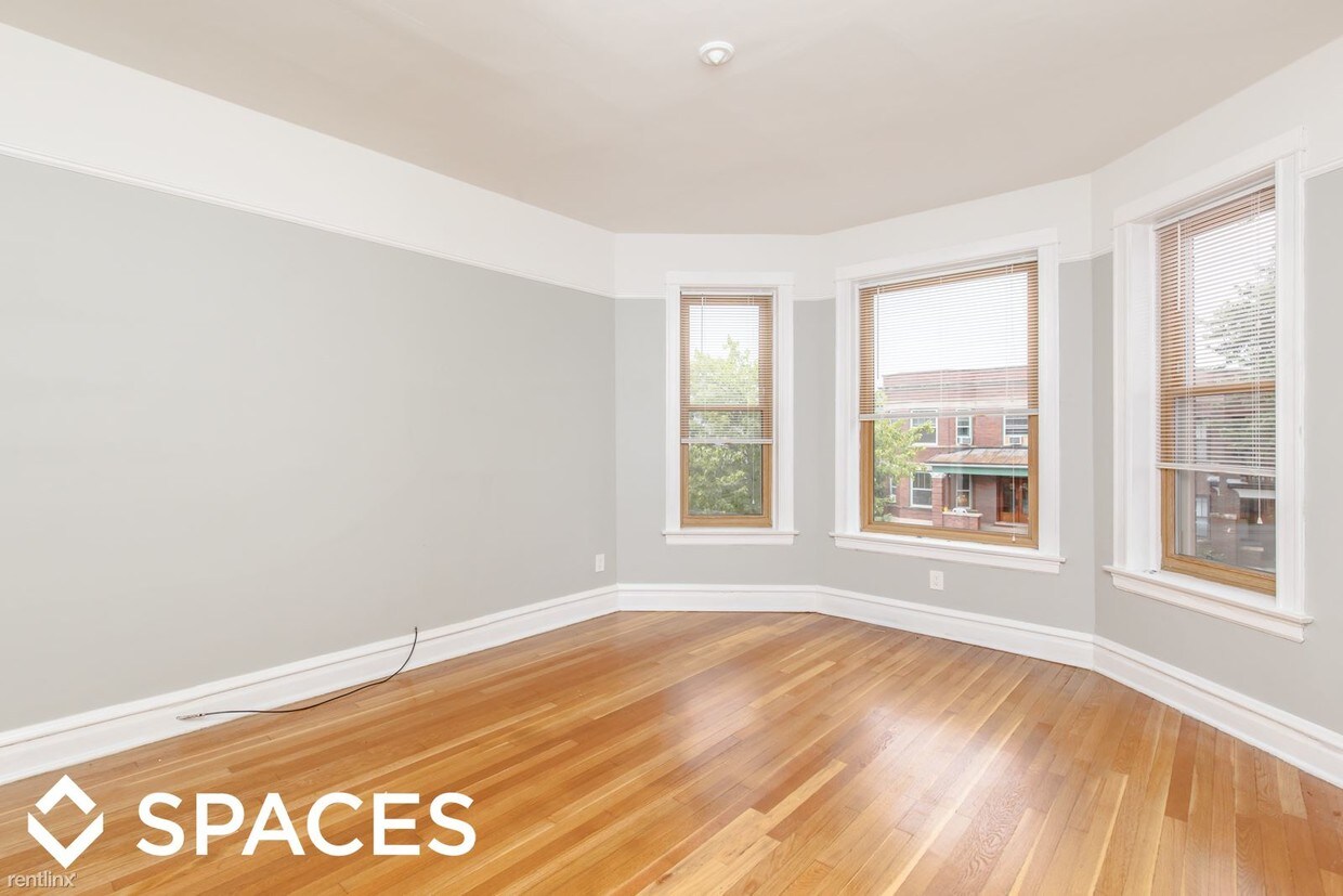 Foto principal - 1472 W Farragut Ave