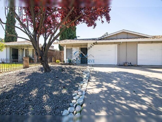 Building Photo - Gorgeous Duplex in Rancho Cordova!