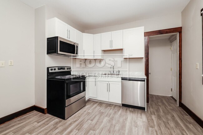 Foto del edificio - Three Bedroom Two Bath Single Family Home!