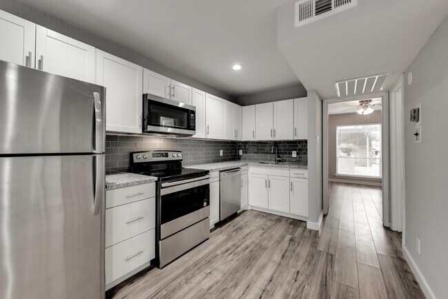 Building Photo - 4330 Bowser Ave