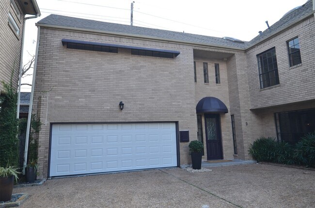 Building Photo - 1425 Nantucket Dr