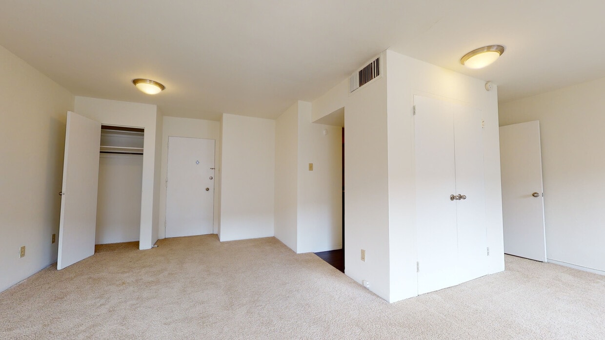 Photo - West Pine Terrace Apartments