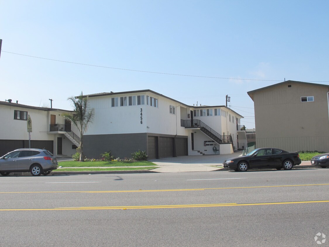 Foto del edificio - 3456 Redondo Beach Blvd