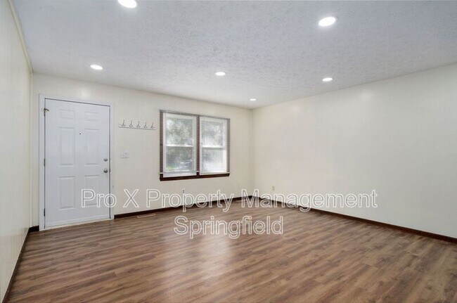 Foto del edificio - 2524 S Jefferson Ave