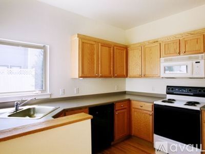 Building Photo - 254 Yardley Way