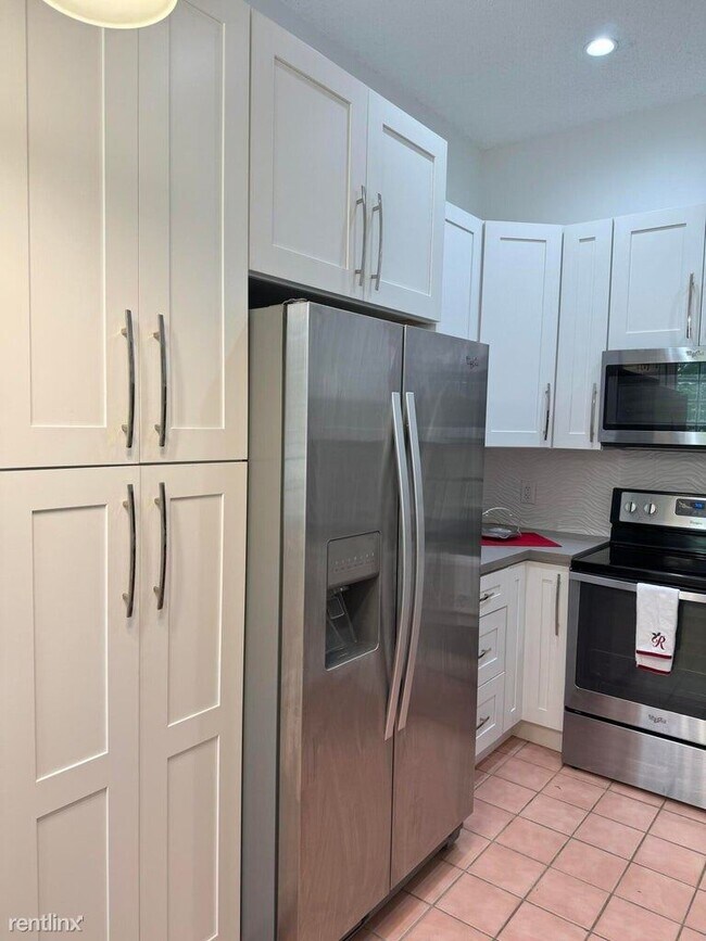 Foto del edificio - 3 br, 2 bath House - 5438 Verona Dr Apt I
