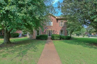 Building Photo - 509 Justin Dr