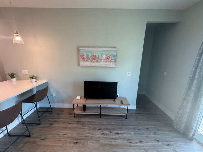 Foto del edificio - 930 Paddleboard Ct