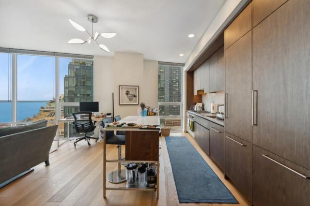 Foto del edificio - 1 bedroom in Seattle WA 98101
