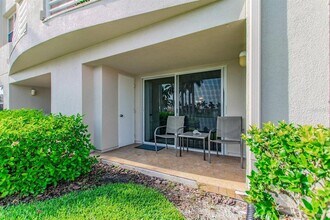 Building Photo - 6100 Bahia Del Mar Cir N