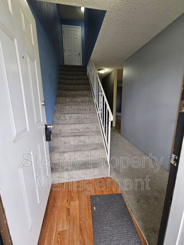 Building Photo - 4310 S Cedar St