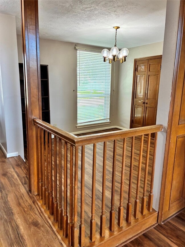 Foto del edificio - 15502 Rio Plaza Dr